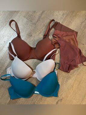 3 Bras & 4 Panties- Rust Brown, Light Gray & Teal